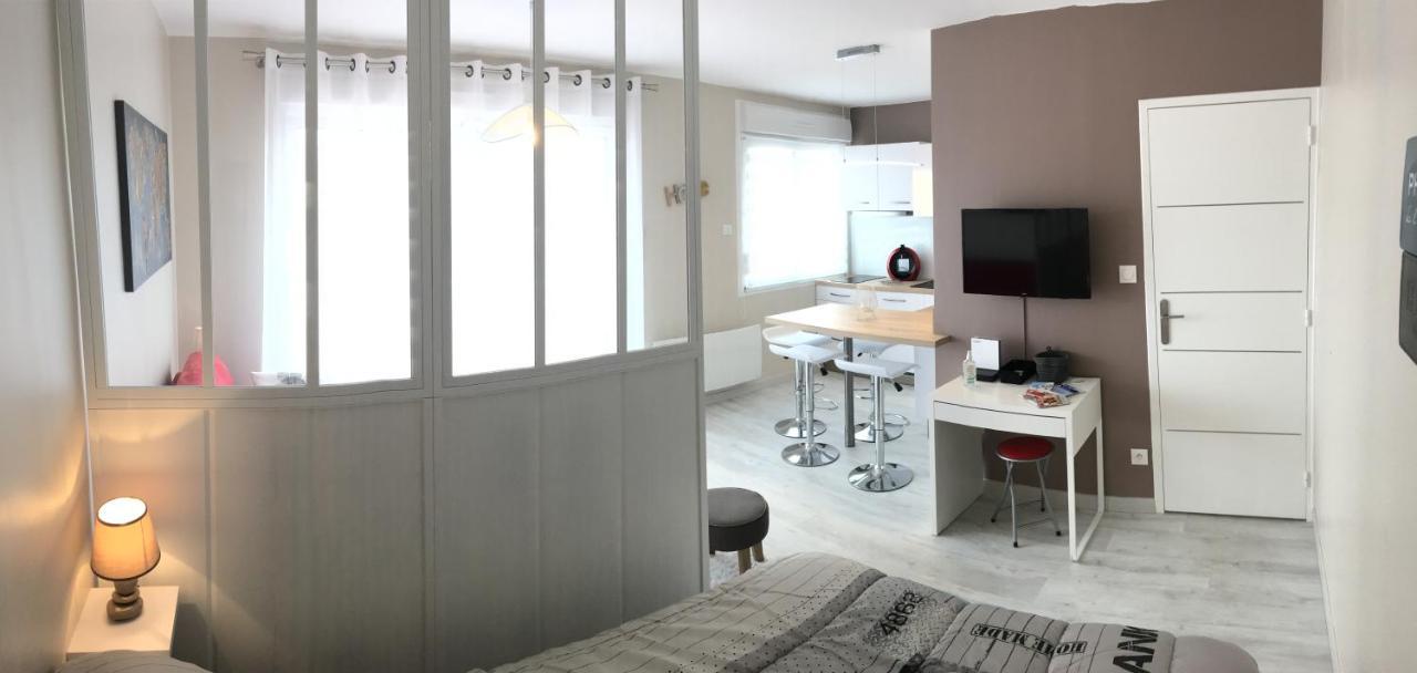 Charmant Studio 25 M2, 900M De La Plage Les Sables-d'Olonne Exterior photo
