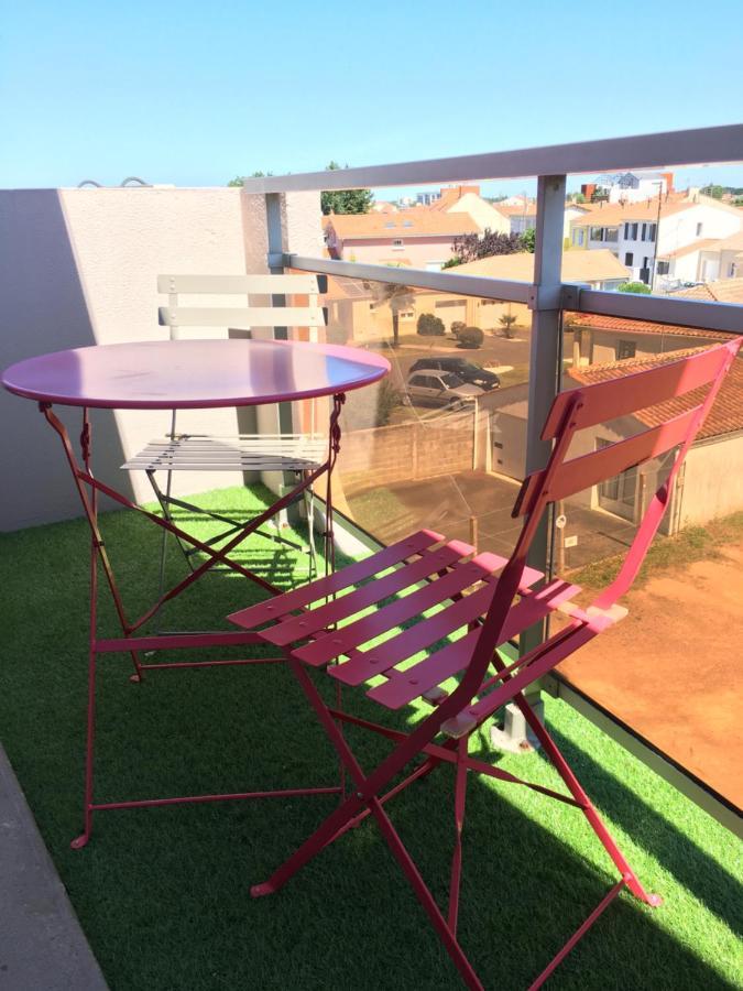 Charmant Studio 25 M2, 900M De La Plage Les Sables-d'Olonne Exterior photo